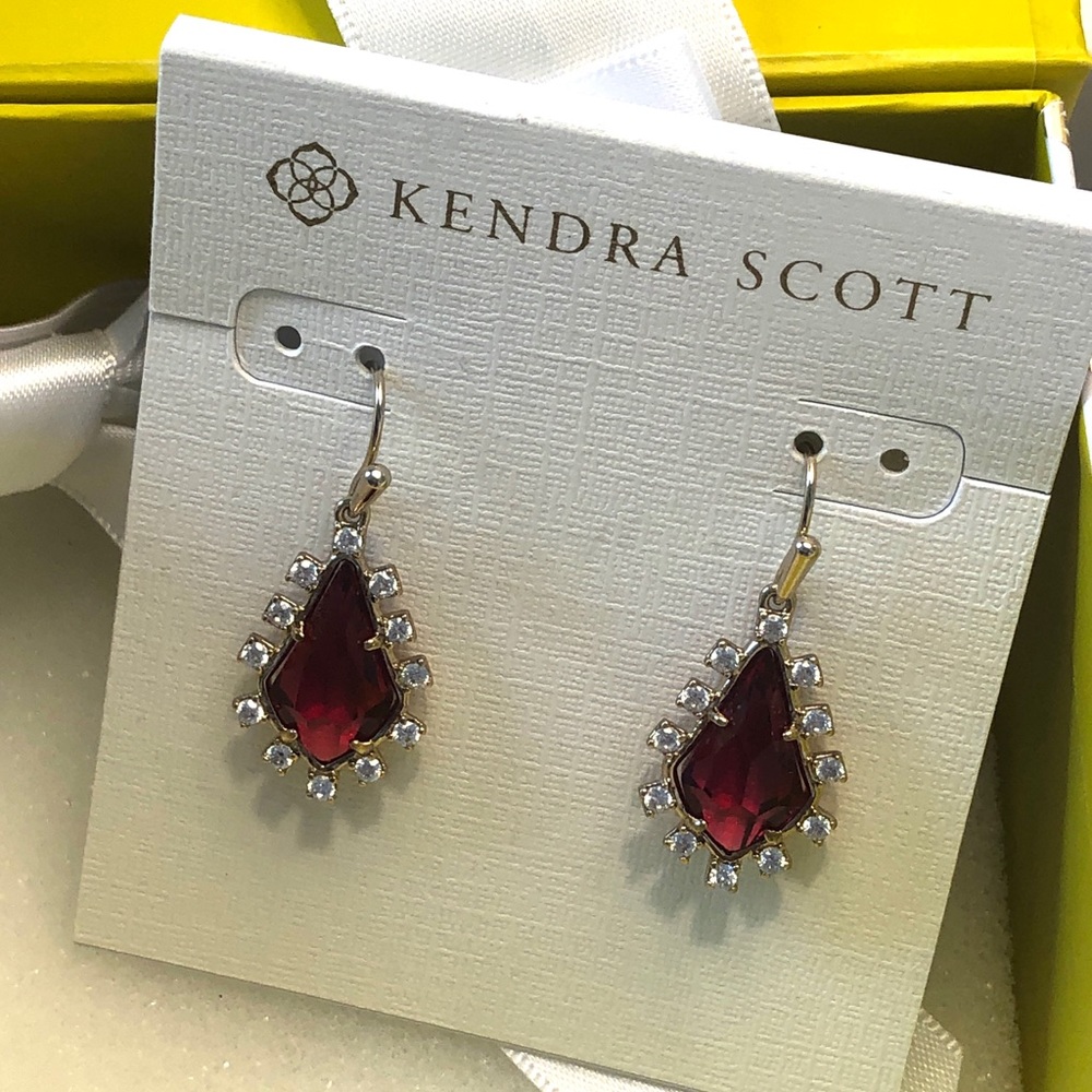 NWOT Kendra Scott RARE & Retired Juniper Earrings Red, CZ’s & Yellow Gold GORG!